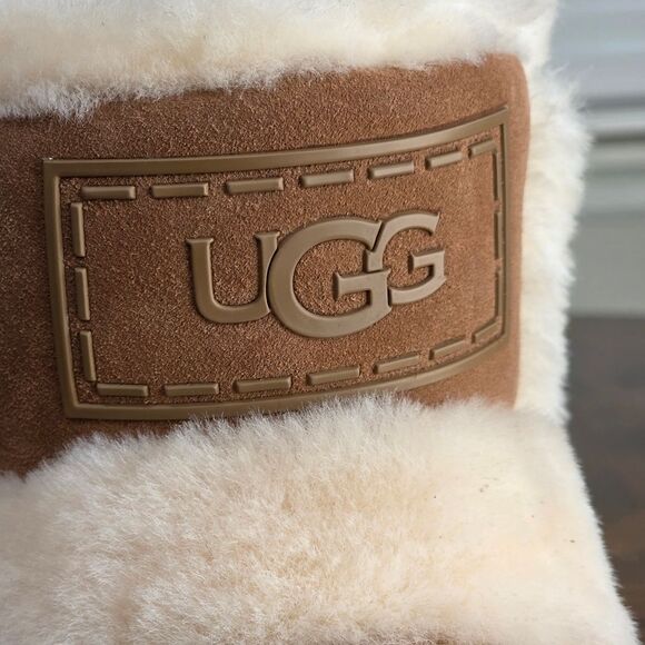 UGG Classic Chillapeak Chestnut Women's Boots Size 9 Suede Lamb Fur 1144046 New - Picture 10 of 14